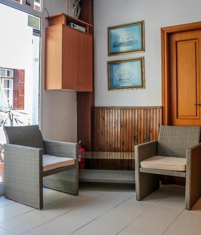 Posezení v ubytování Mirtos Hotel