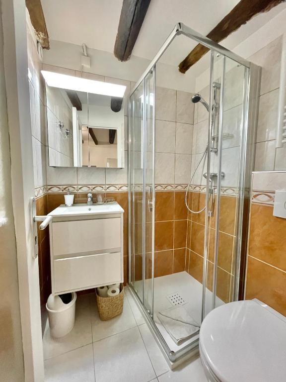 Zdjęcie z galerii obiektu Acquassoma Vielle Ville Duplex w Mentonie