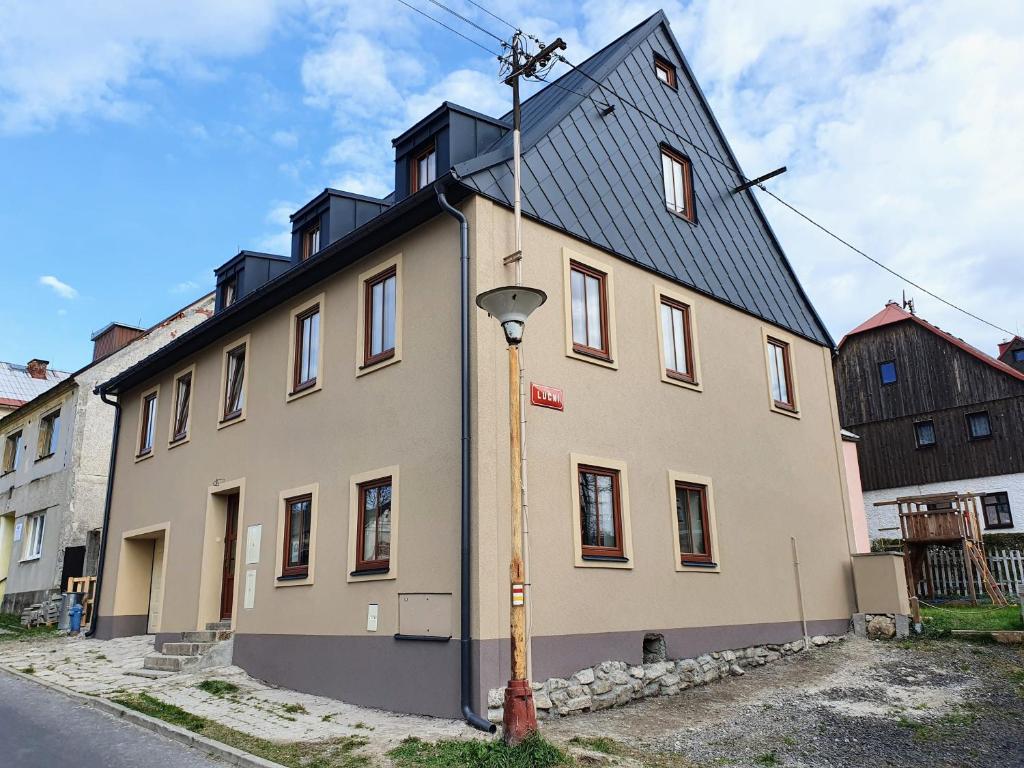 Budova, kde se apartmán nachází