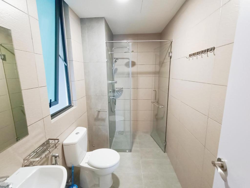 Koupelna v ubytování Medini LUXURY Suite, 3min to Legoland,3BR Netflix