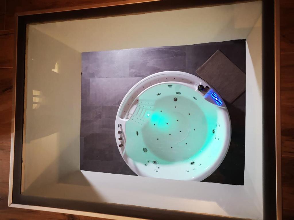 Apartment con VASCA JACUZZI e SAUNA in PIAZZA STATUTO with AC