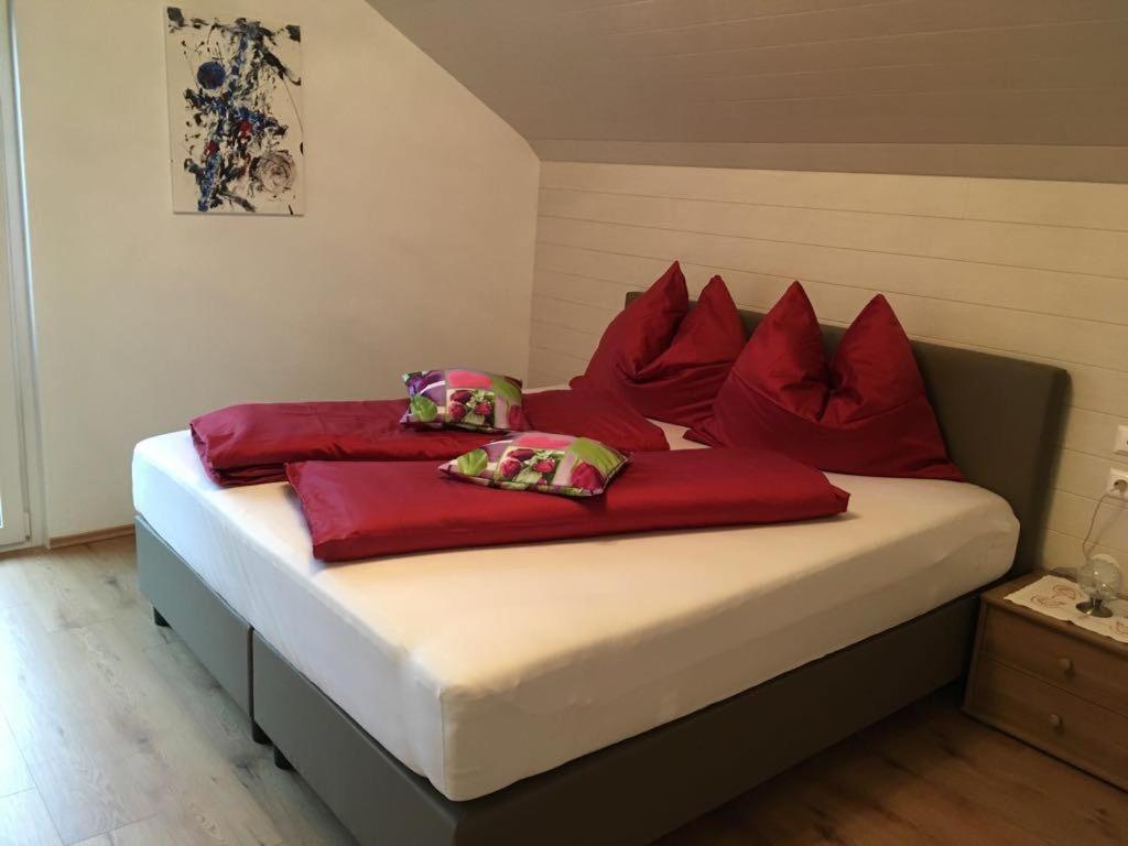 Posteľ alebo postele v izbe v ubytovaní Ferienwohnung Kohlweis