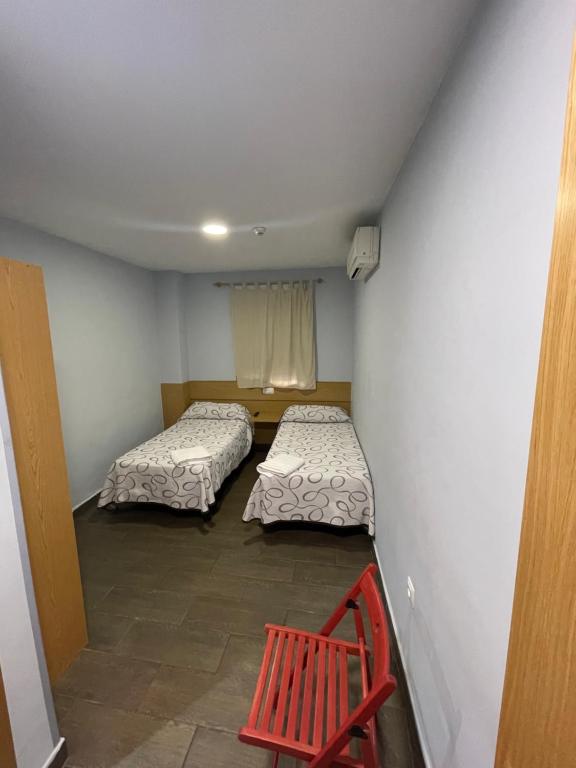 Hostal Tres Hermanos - Habitación Doble O Twin
