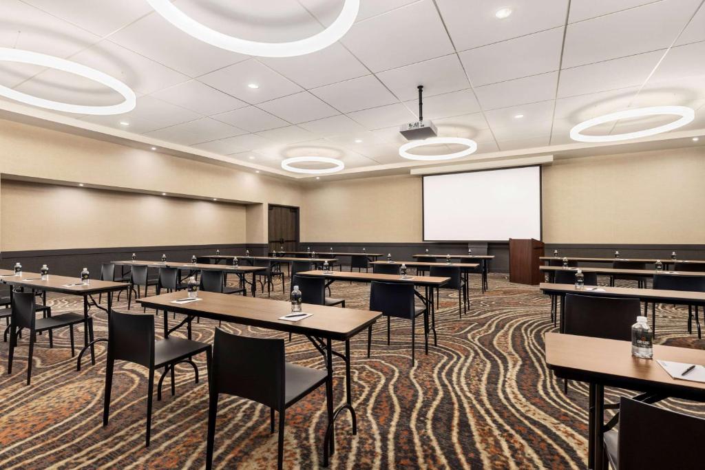Konferenční prostory v ubytování Origin Red Rocks, a Wyndham Hotel