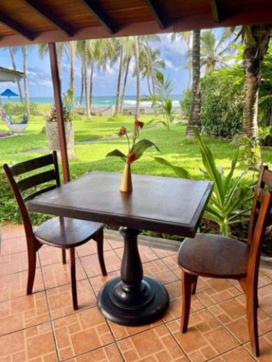 حديقة خارج Rockside Cabanas Hotel