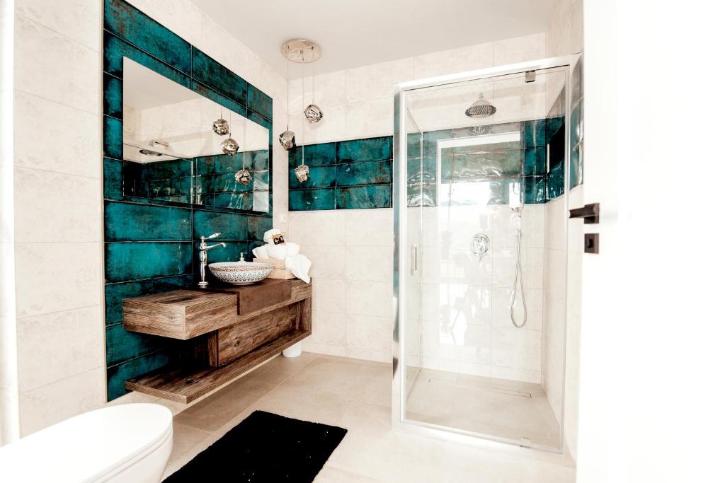 Kúpeľňa v ubytovaní Dream Hill - Dom Premium z jacuzzi oraz sauną w cenie i na wyłączność