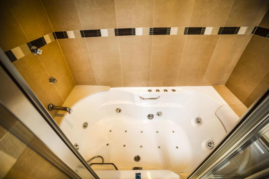 Jacuzzi Casa Rural Spa La Chirumba Salamanca