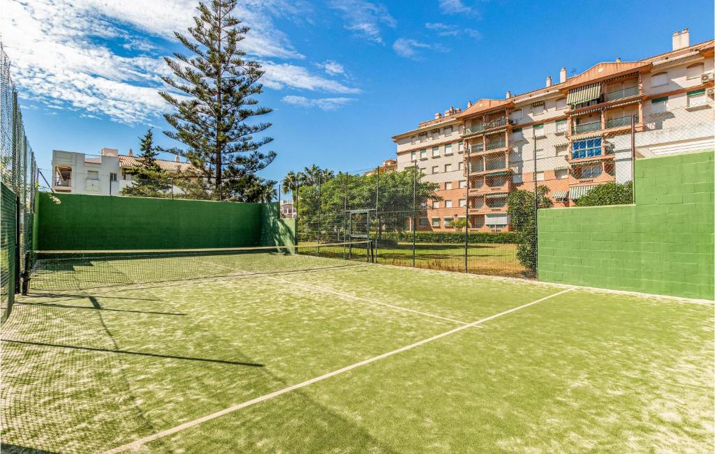 Tennis and/or squash facilities at 2 Bedroom Nice Apartment In Torrox or nearby