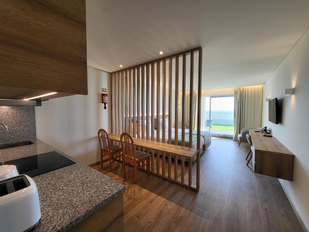 Hotel Royal Orchid, Caniço (updated prices 2025)