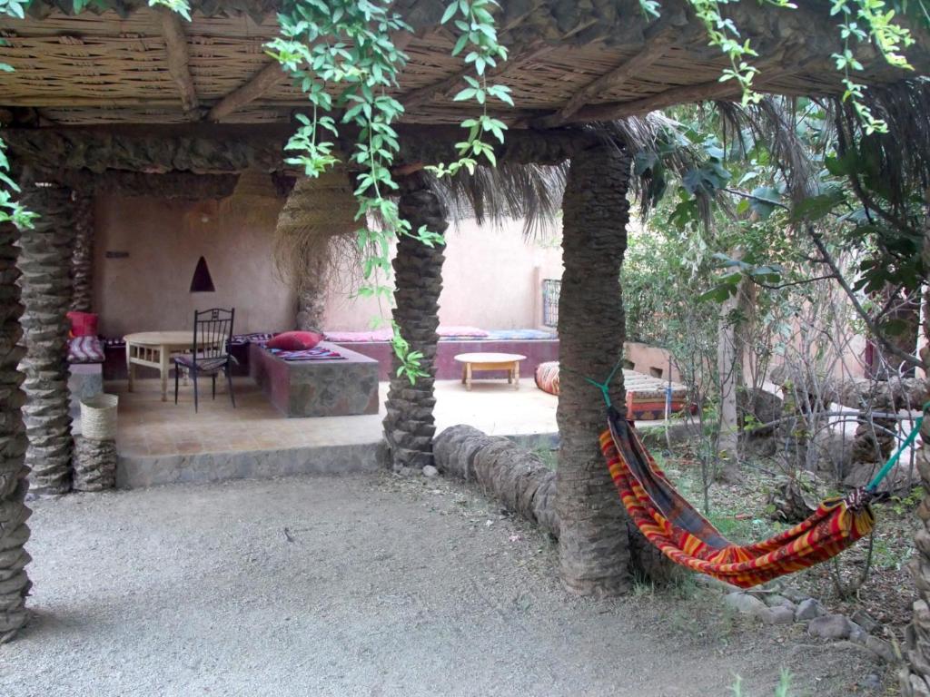 Zahrada ubytování Riad Tabhirte