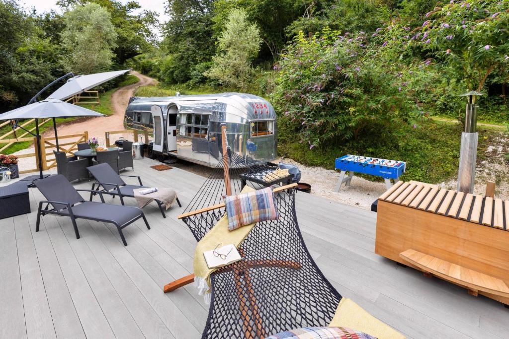 Finest Retreats - Vintage American Airstream