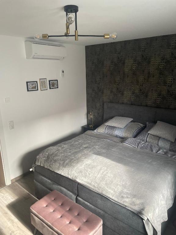 Postel nebo postele na pokoji v ubytování Premium Home 23