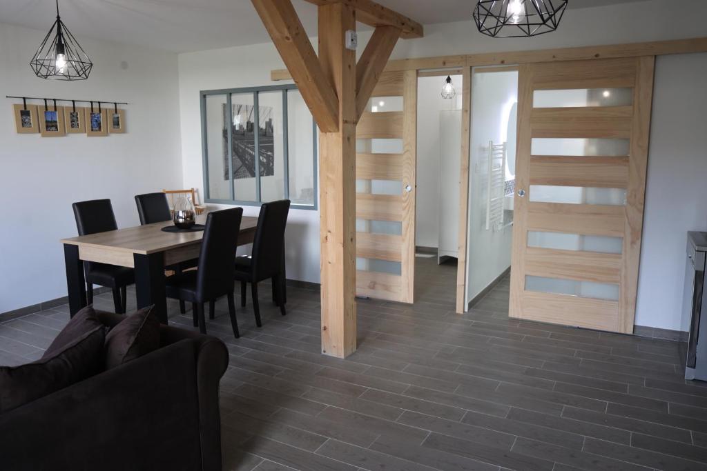 Zdjęcie z galerii obiektu Beau gîte familial – Blois rive sud w mieście Blois