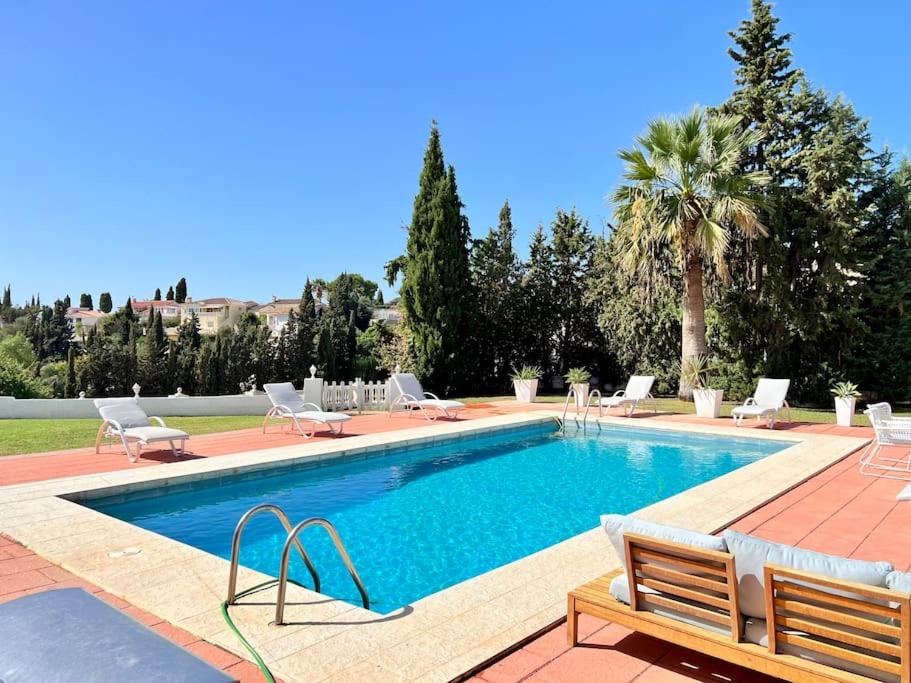The swimming pool at or close to Villa Scenic with Private Pool - Sleeps 8