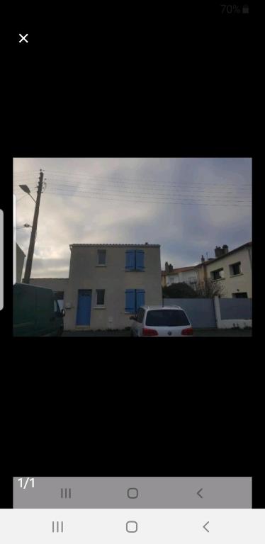 Fotografia z galérie ubytovania Joli appartement 50 m2 classé 3 etoiles avec terrasse et jardin v destinácii La Rochelle
