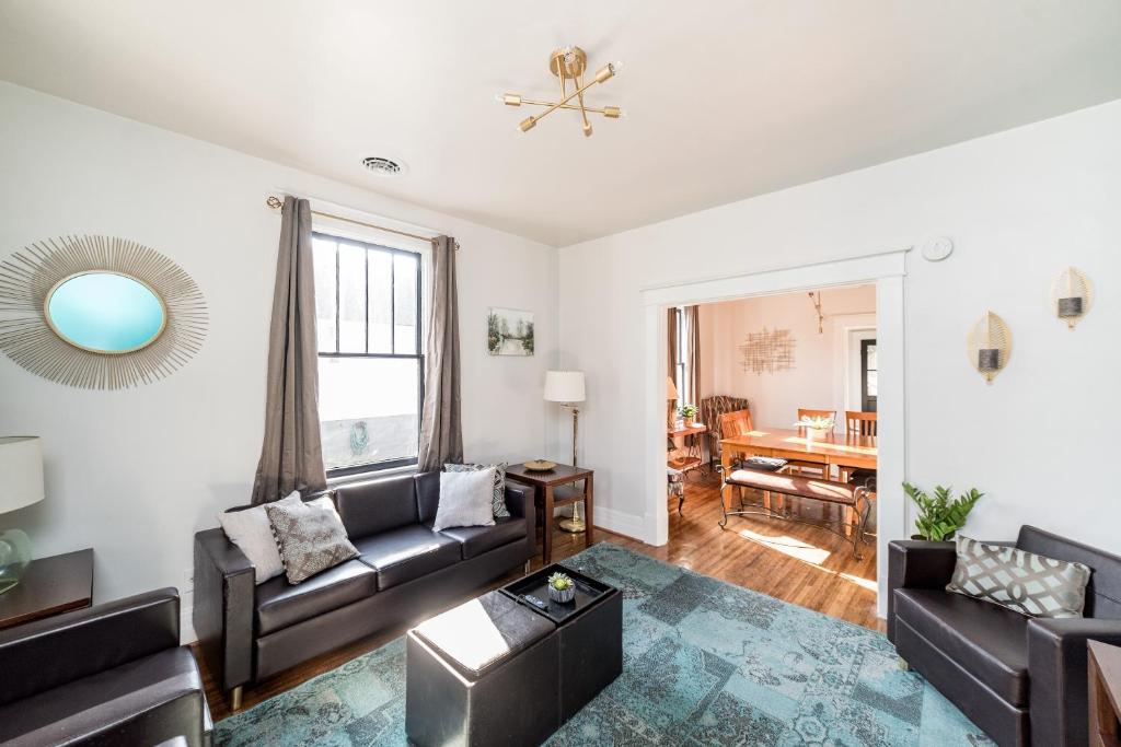 The Craftsman Cottage - Minutes to LU, UofL, Downtown - Housity