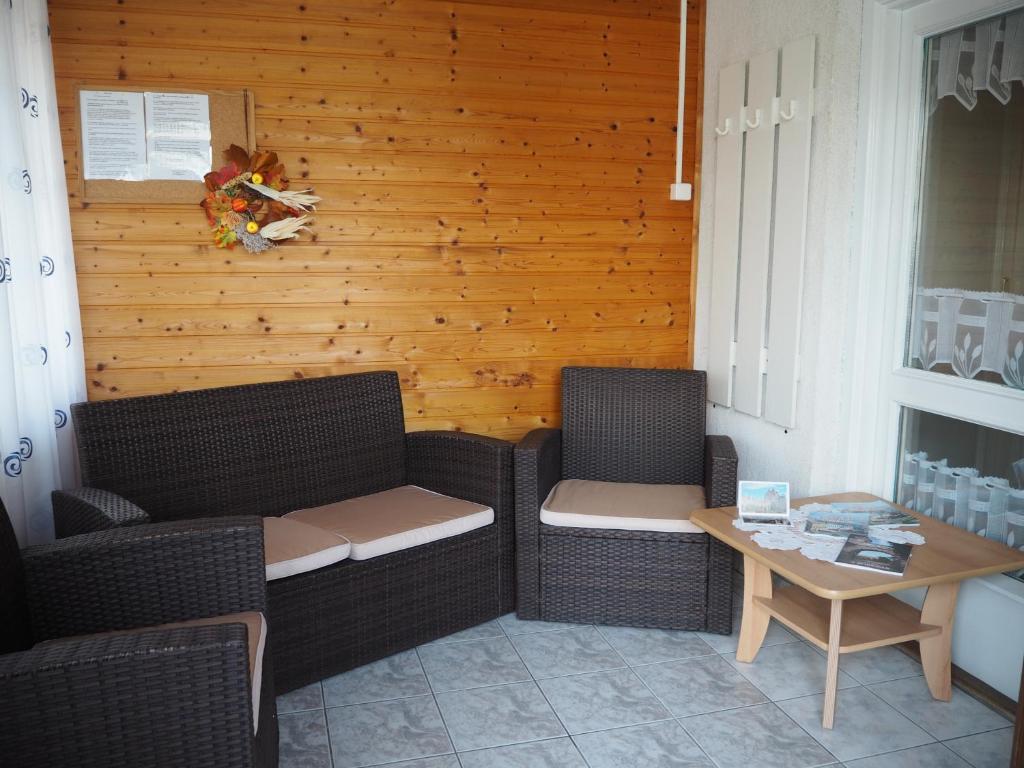 Posezení v ubytování Bory Apartman, zárt udvari parkolás, MET Aréna 2,5 km