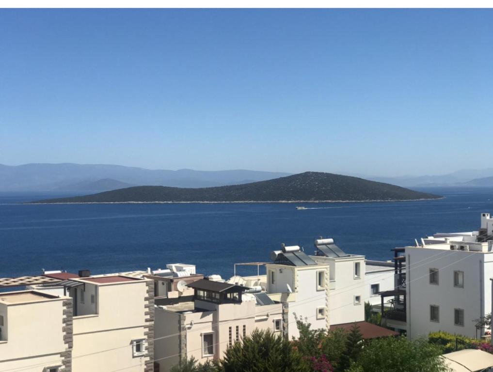 BODRUM magnificent sea view triplex villa