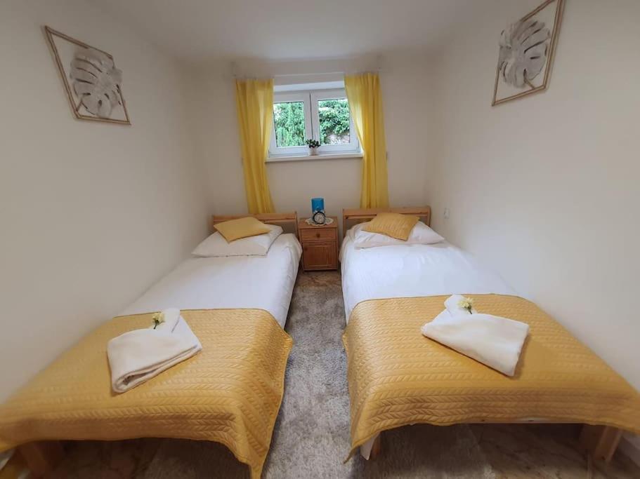 Komfortowy apartament nad Zalewem Sulejowskim - Apartamento De Dos Dormitorios