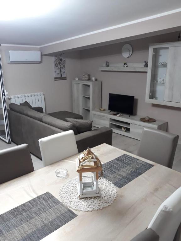 Altavilla House