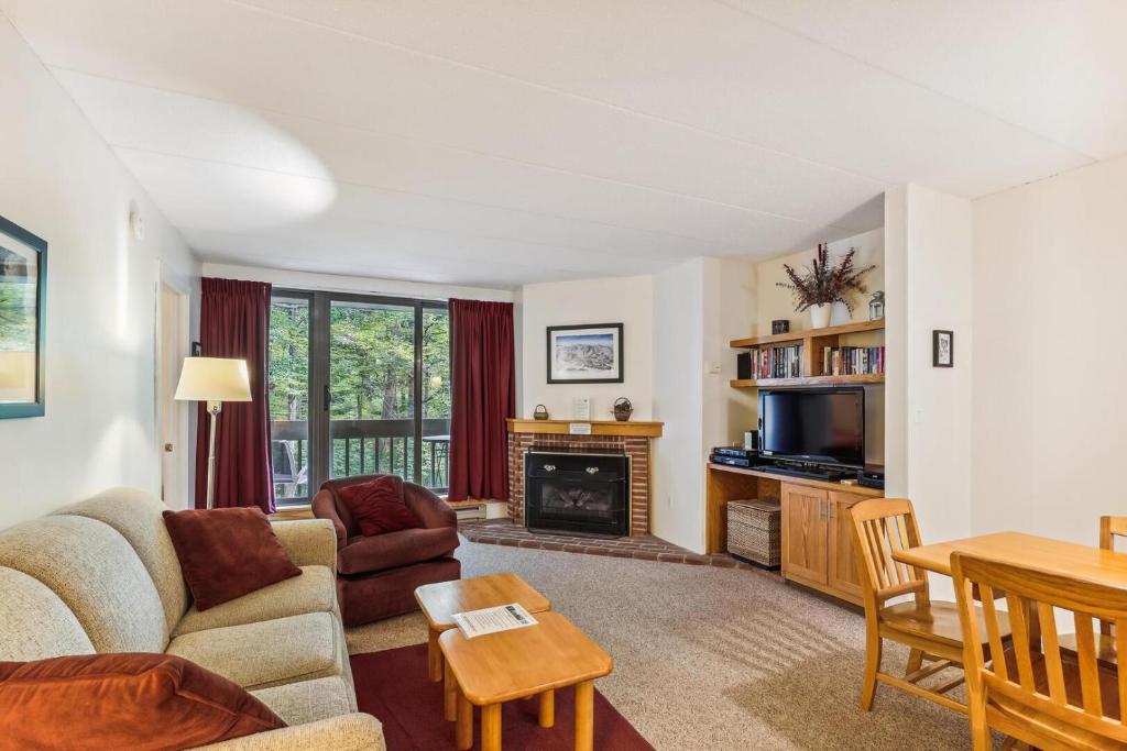 Pinnacle D09, Killington (updated prices 2024)