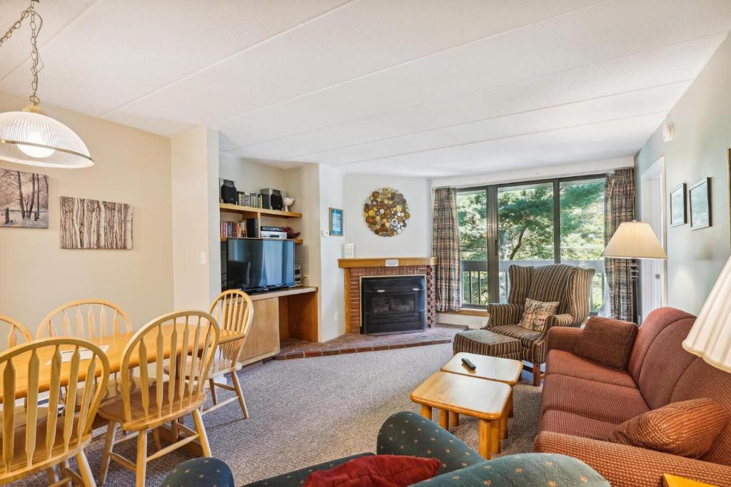 Pinnacle E09, Killington (updated prices 2024)