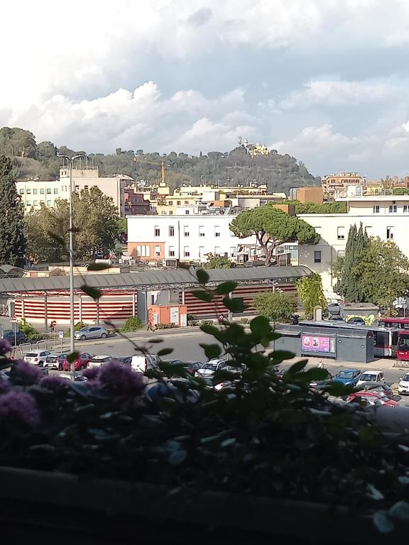 A general mountain view or a mountain view taken from a vendégházakat