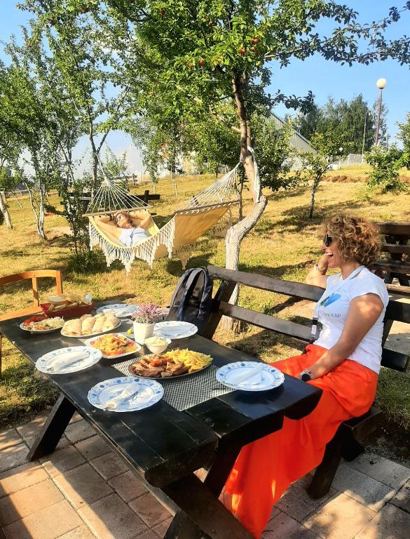 Jídlo v apartmánu nebo okolí