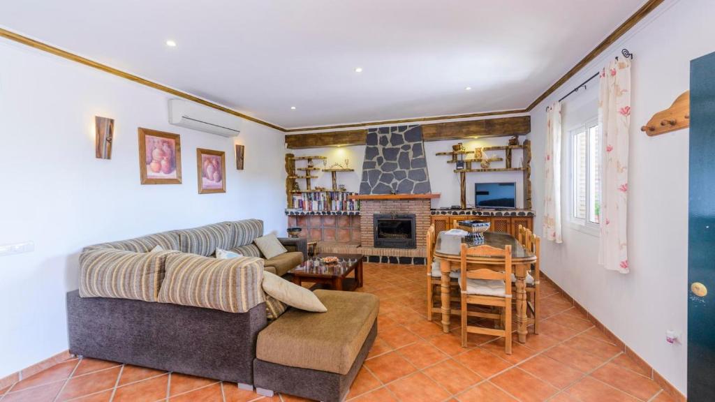 Kuchyň nebo kuchyňský kout v ubytování Villa Angelyn Nerja by Ruralidays