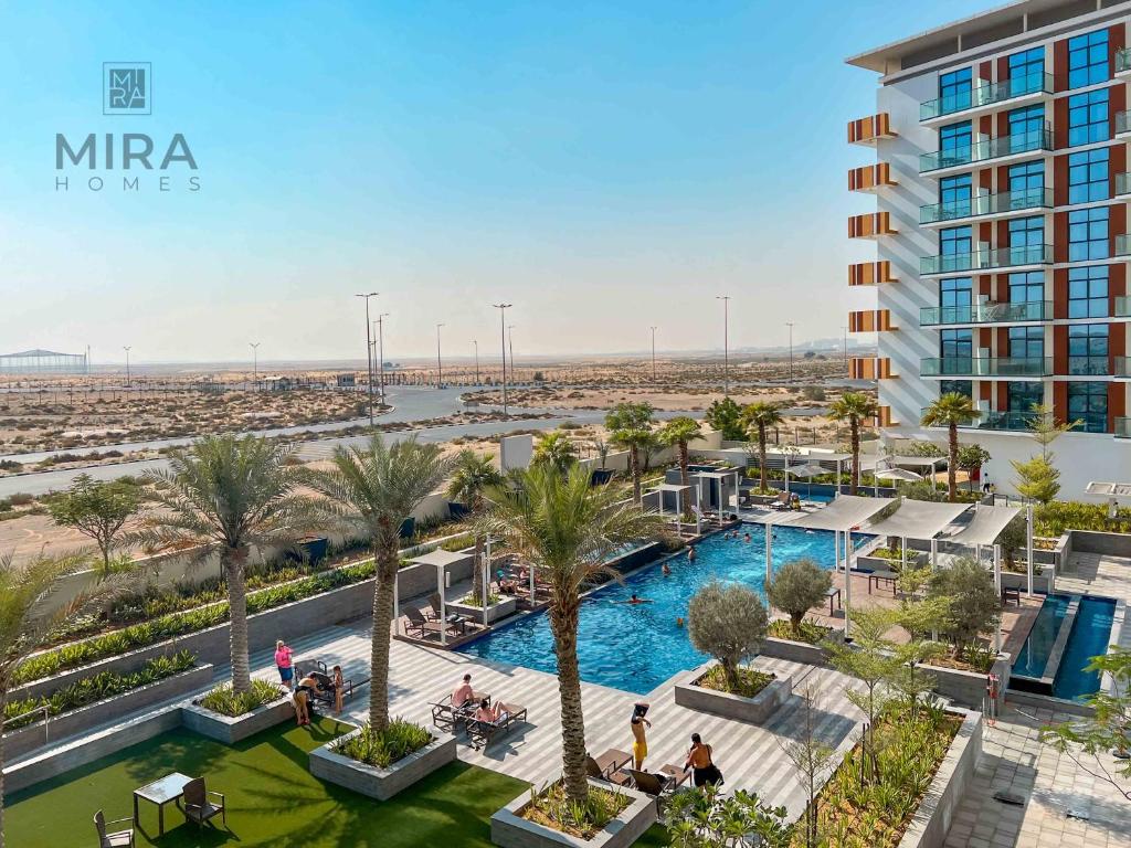 Mira Holiday Homes Newly serviced apartment in Dubai South, Dubaj