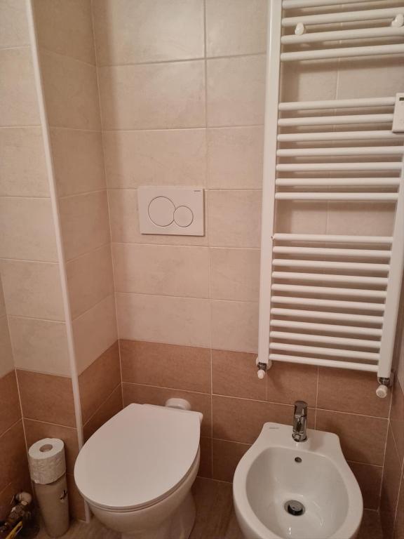 Trento- Monte Bondone Appartamento tipico di montagna - Apartamento De Una Habitación
