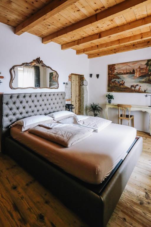 AGRITURISMO CA' FENILE - Pièce Quadruple Avec Vue Sur La Montagne