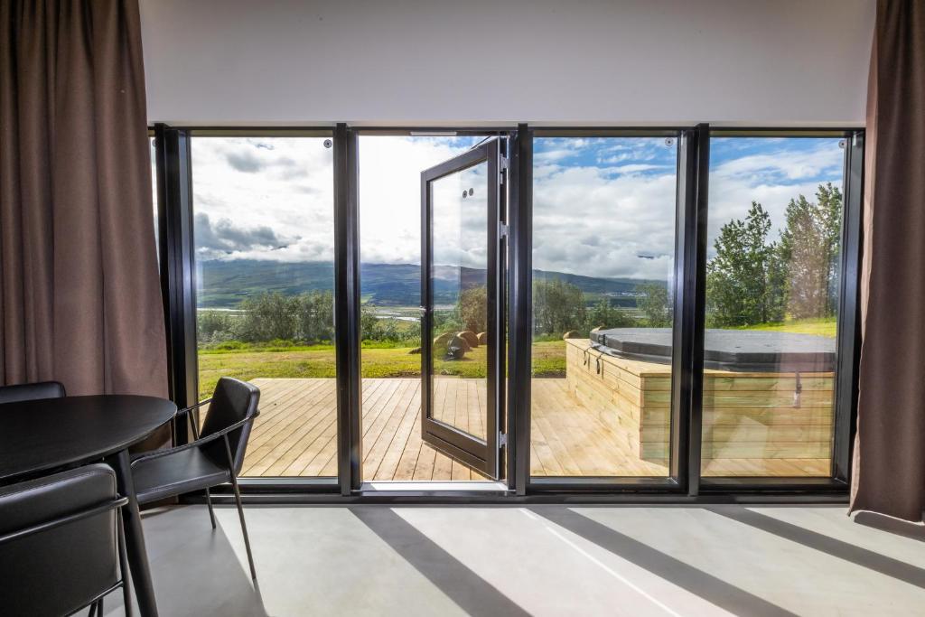 Nespecifikovaný výhled na hory nebo výhled na hory při pohledu z apartmánu