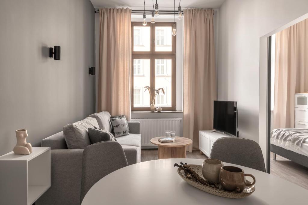 HARBOR APARTMENTS - Sobieskiego - One-Bedroom Apartment
