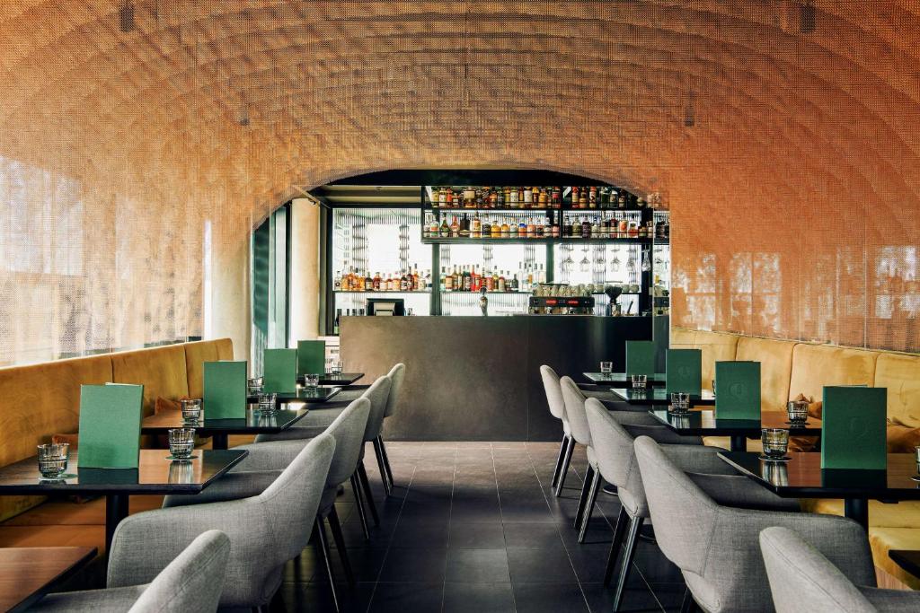 Restaurace v ubytování Quincy Hotel Melbourne