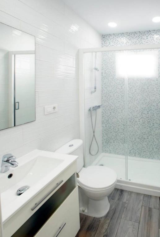 Domus Deorum- a 200 m del Teatro Romano - 5