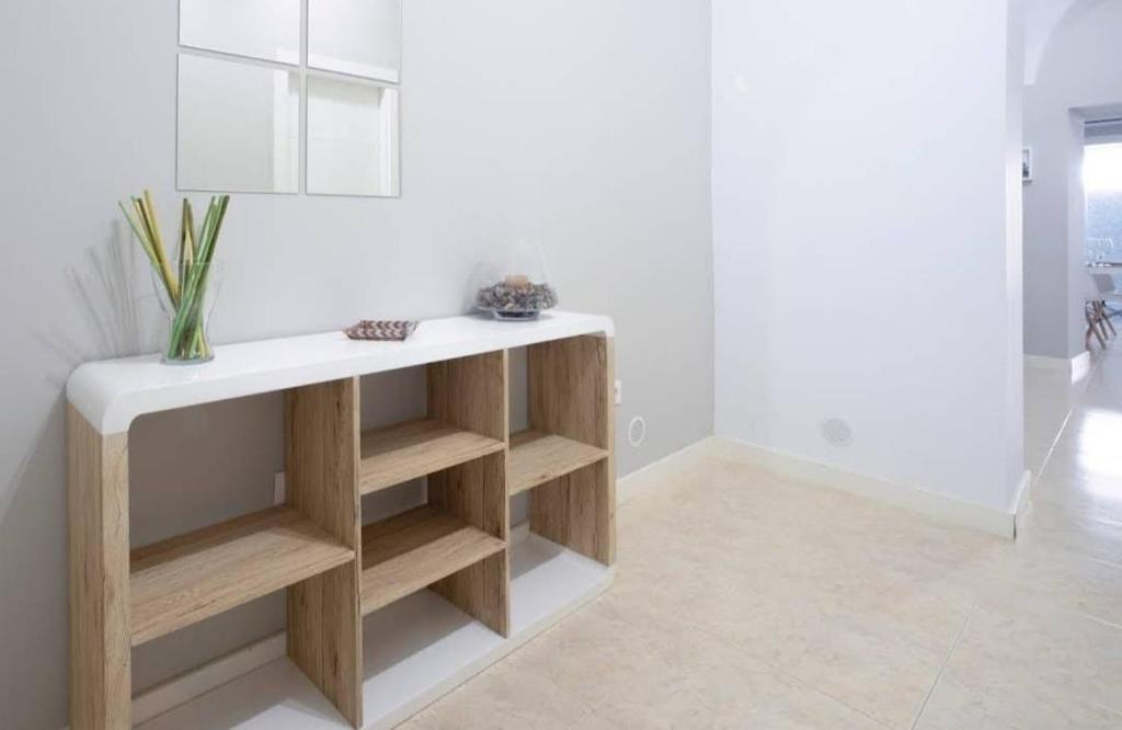 Domus Deorum- a 200 m del Teatro Romano - 6