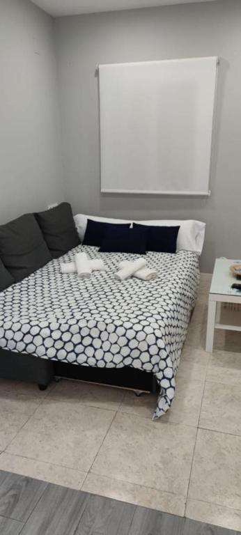 Domus Deorum- a 200 m del Teatro Romano - 10