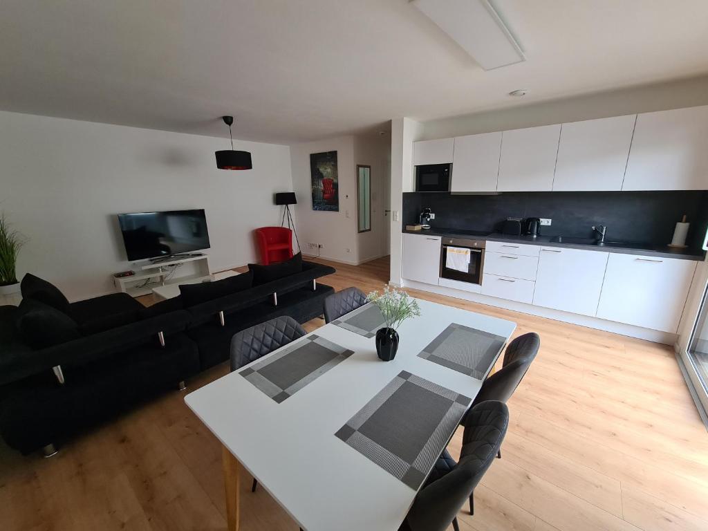 Panorama Apartments - 3