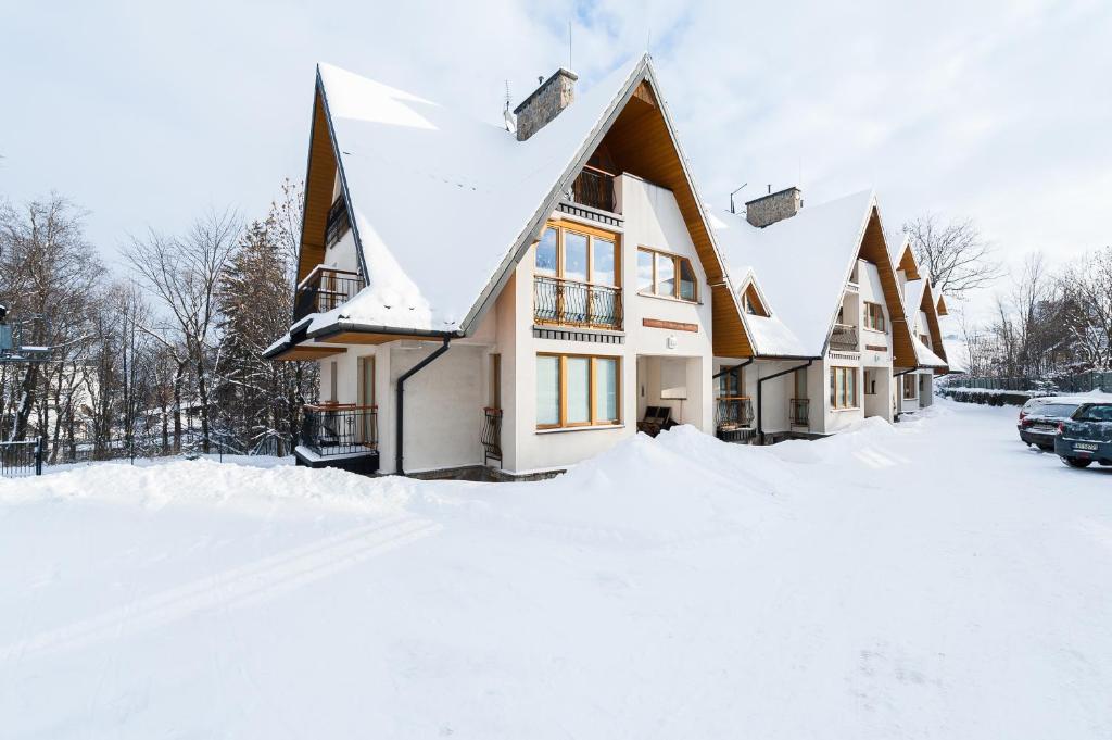 Apartamenty Sun & Snow Poronin v zime