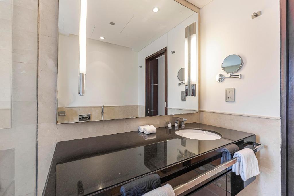 Koupelna v ubytování Daniels 1BR at JW Marriott with Dubai Marina View