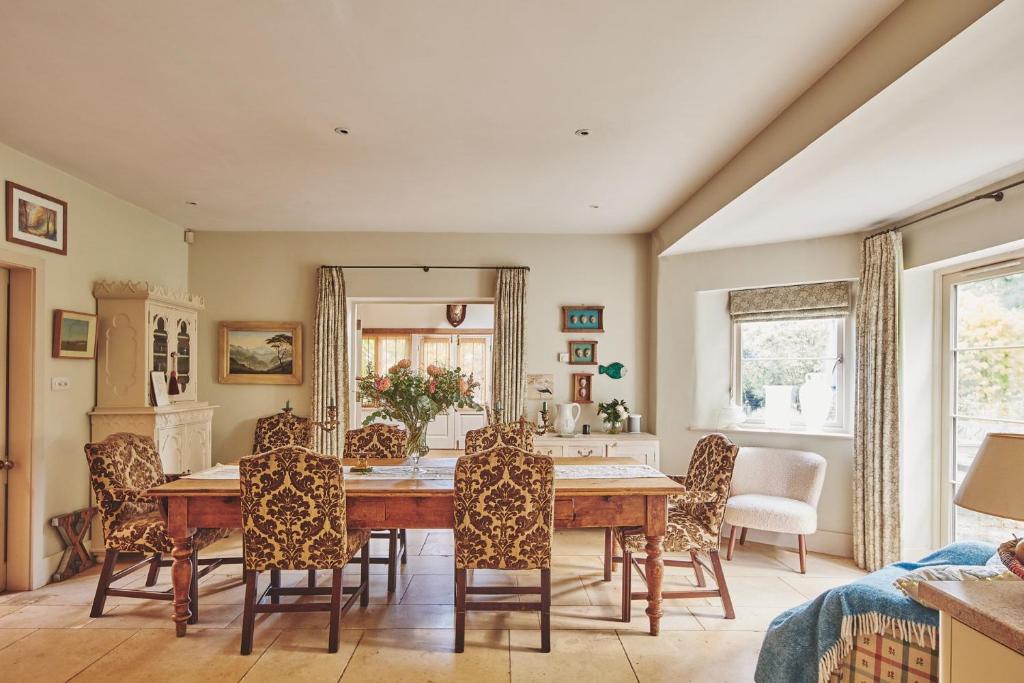 Limetree Cottage, Little Faringdon Updated 2023 Prices