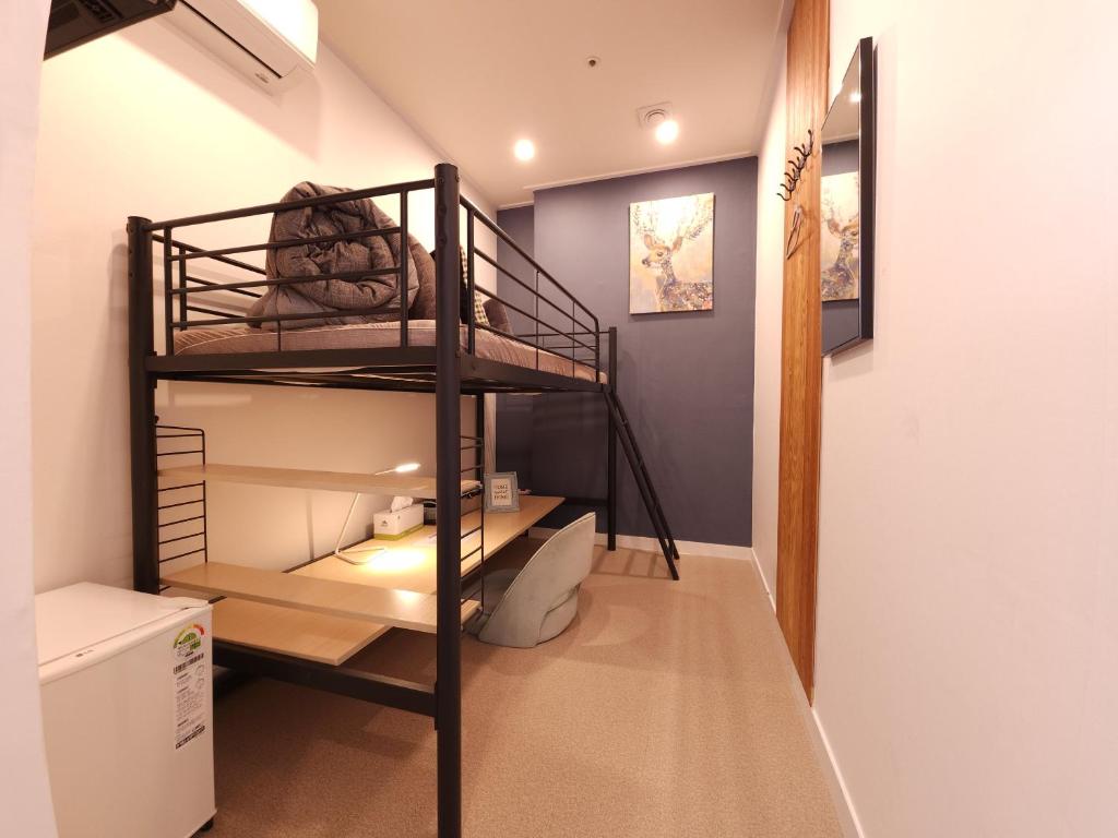 OYO Hostel Myeongdong 3 - Camera Singola