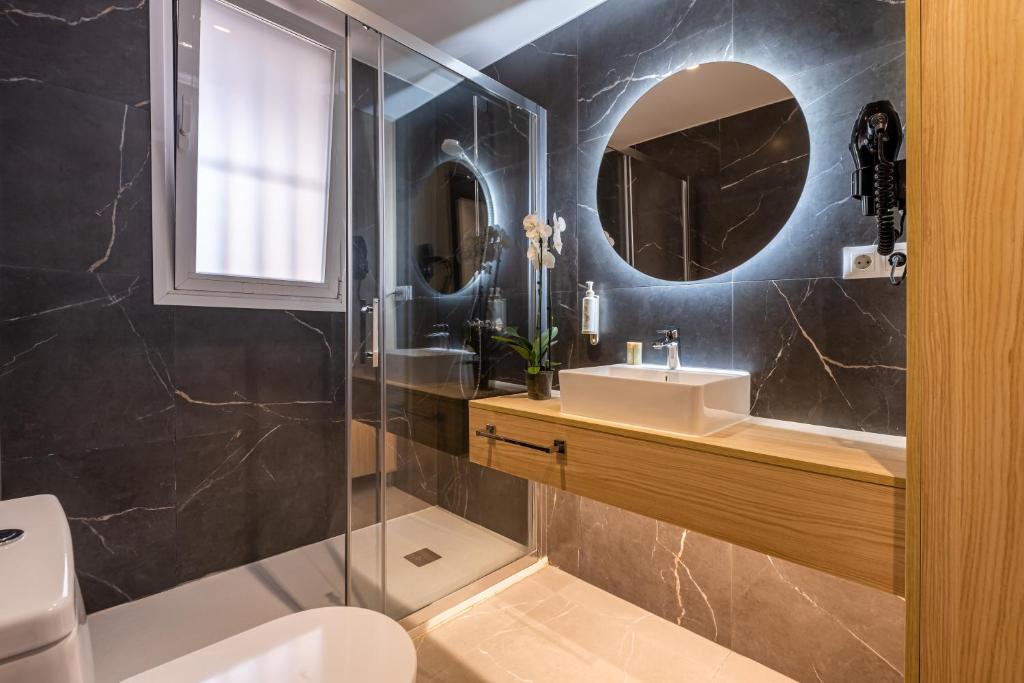 Koupelna v ubytování Mara Boutique Apartments