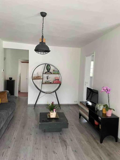 Maison 6 personnes hippodrome de Compiègne - Three-Bedroom House