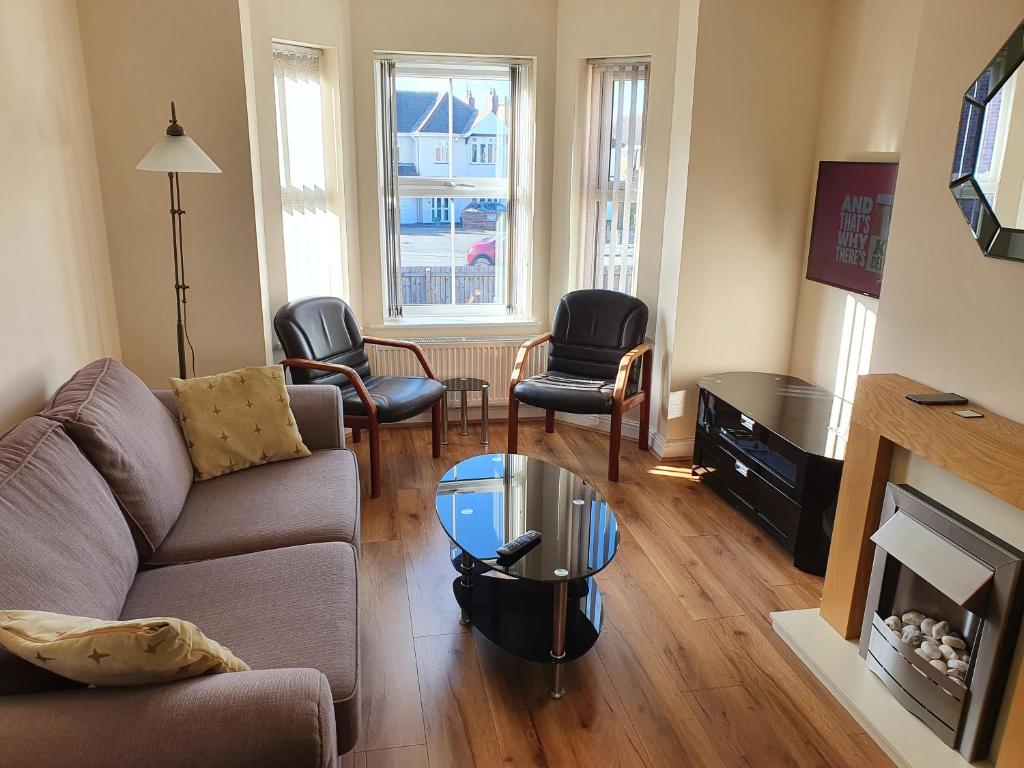 Dudley / Sedgley entire 2 bedroom apartment, Sedgley Updated 2023 Prices