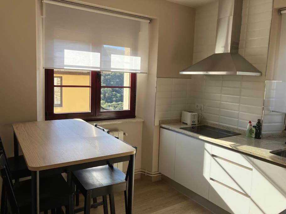 Kuchyň nebo kuchyňský kout v ubytování A Casa da Fonte