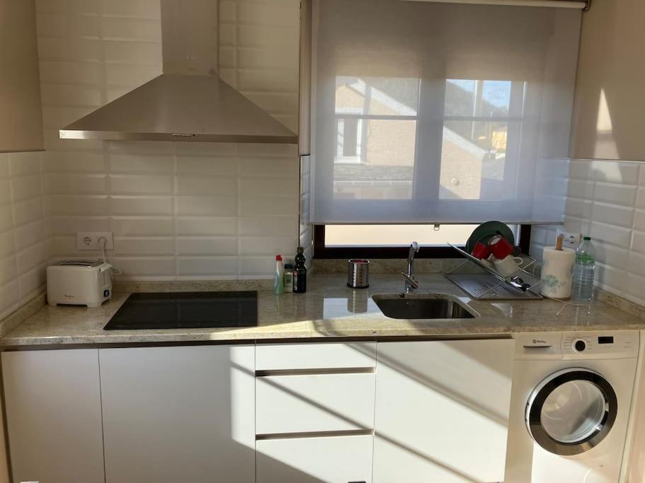 Kuchyň nebo kuchyňský kout v ubytování A Casa da Fonte