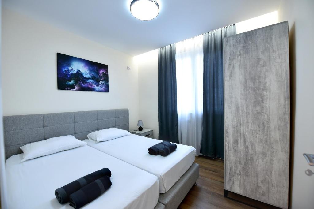 Noir Living 2 bedroom apartment - Imazhi 2