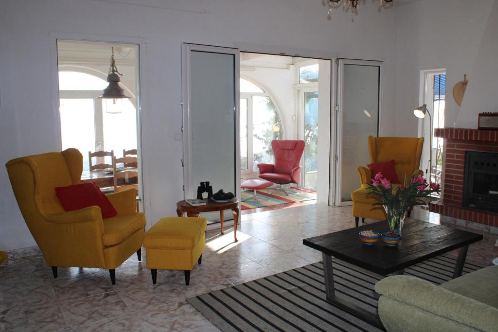 Posezení v ubytování Villa Tranquila - Costa del Sol - Great Seaview - Priv Pool - 3 bed